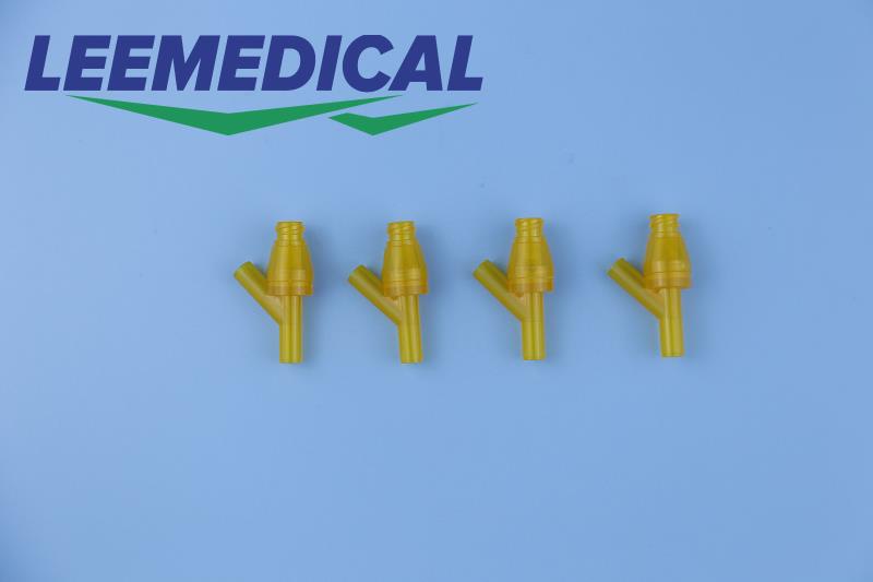 Lightproof Needle Free Connectors